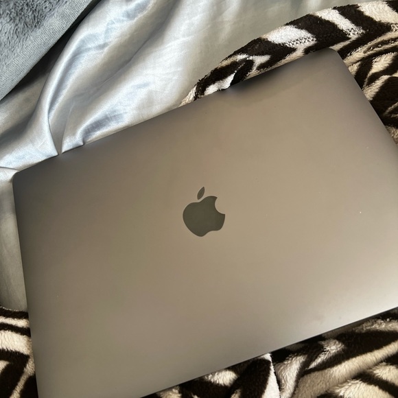 macbook air 2019